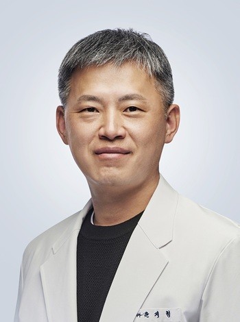 국제성모병원 윤지형 교수, 인천 최초 폐암 단일공 로봇수술 ‘전 과정 로봇화’ 구현