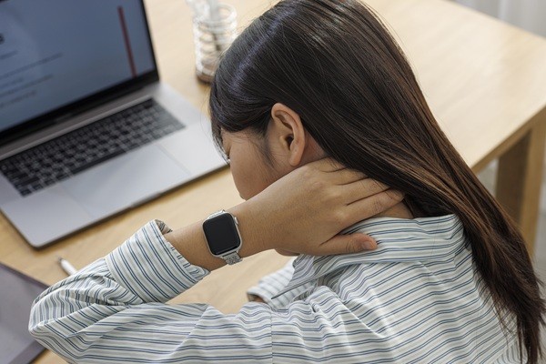 입추 지나도 에어컨 쌩쌩…'근막통증후군·안면신경마비' 주의보